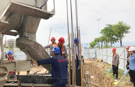 中標(biāo)：2015年農(nóng)網(wǎng)改造升級(jí)10千伏及以下工程（察右前旗）